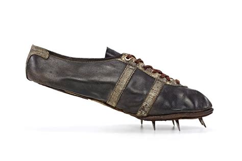 jesse owens spikes